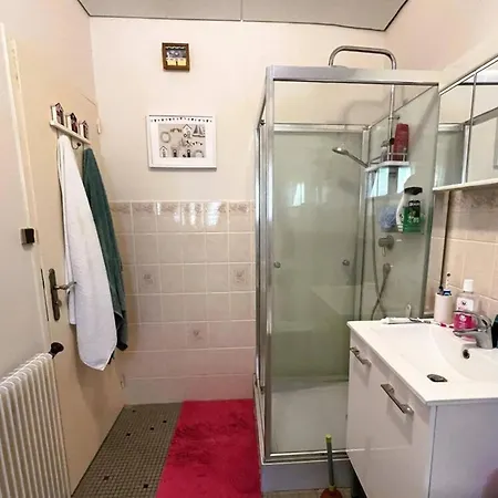 Apartamento Con Parcheggio E Vista Molto Bella A